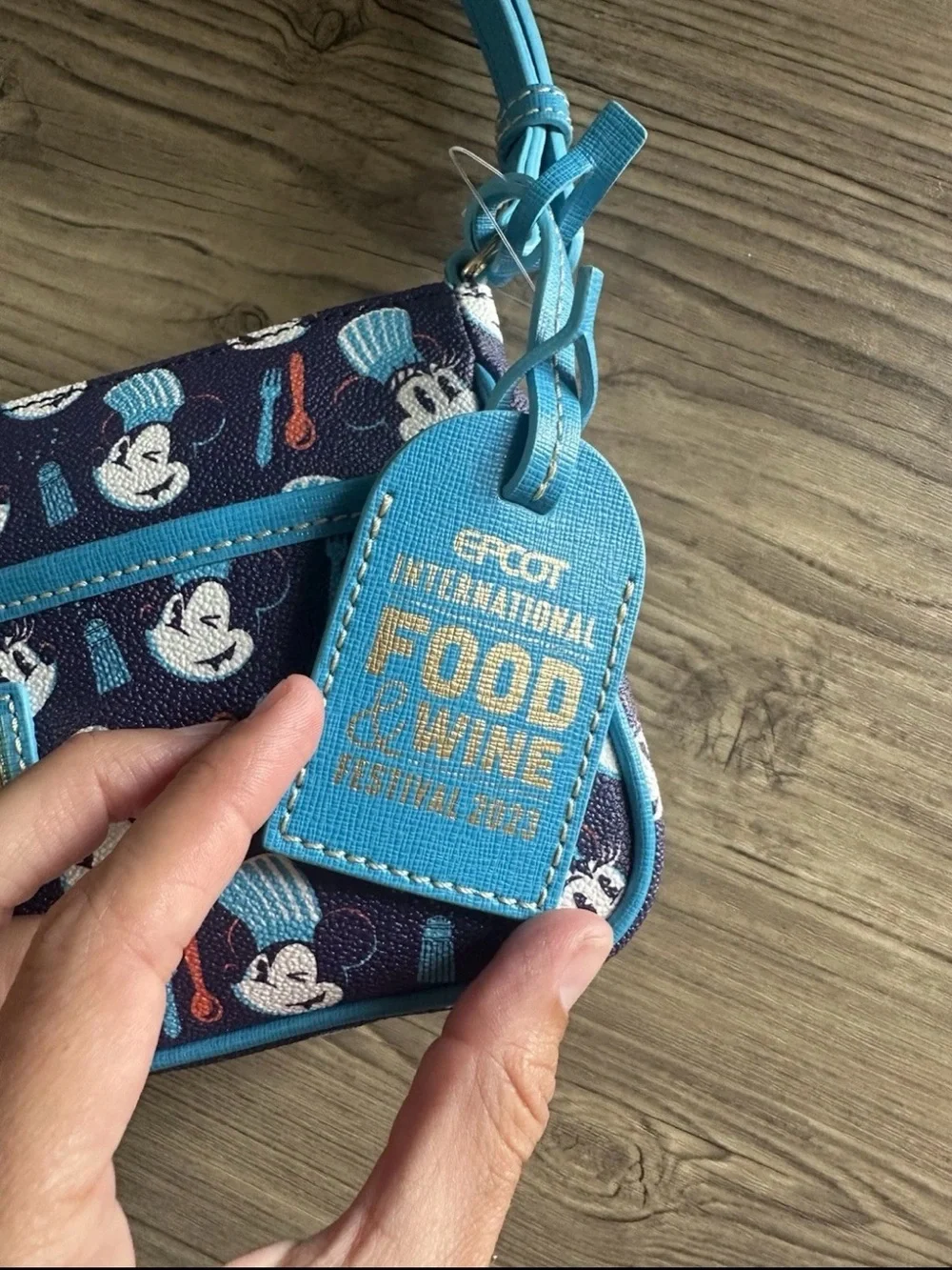 NWT Dooney & Bourke Disney EPCOT Intl Food & Wine Fest 2023 Mickey Crossbody Bag